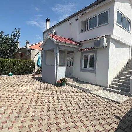 Juraj Apartment